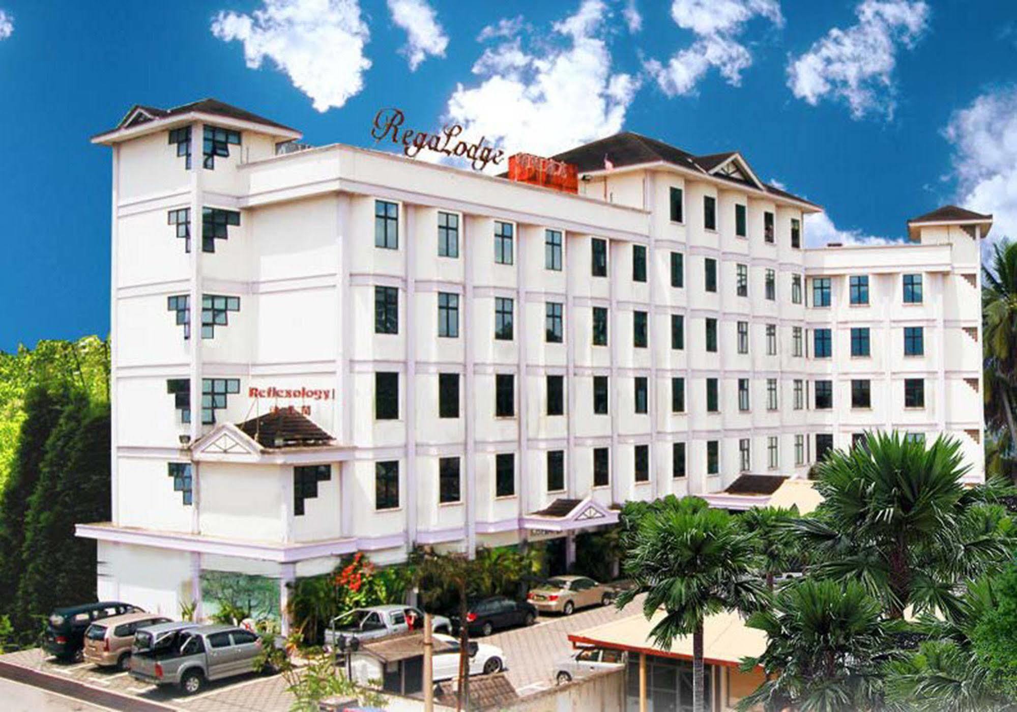 Regalodge Hotel & Spa Ipoh Exterior foto
